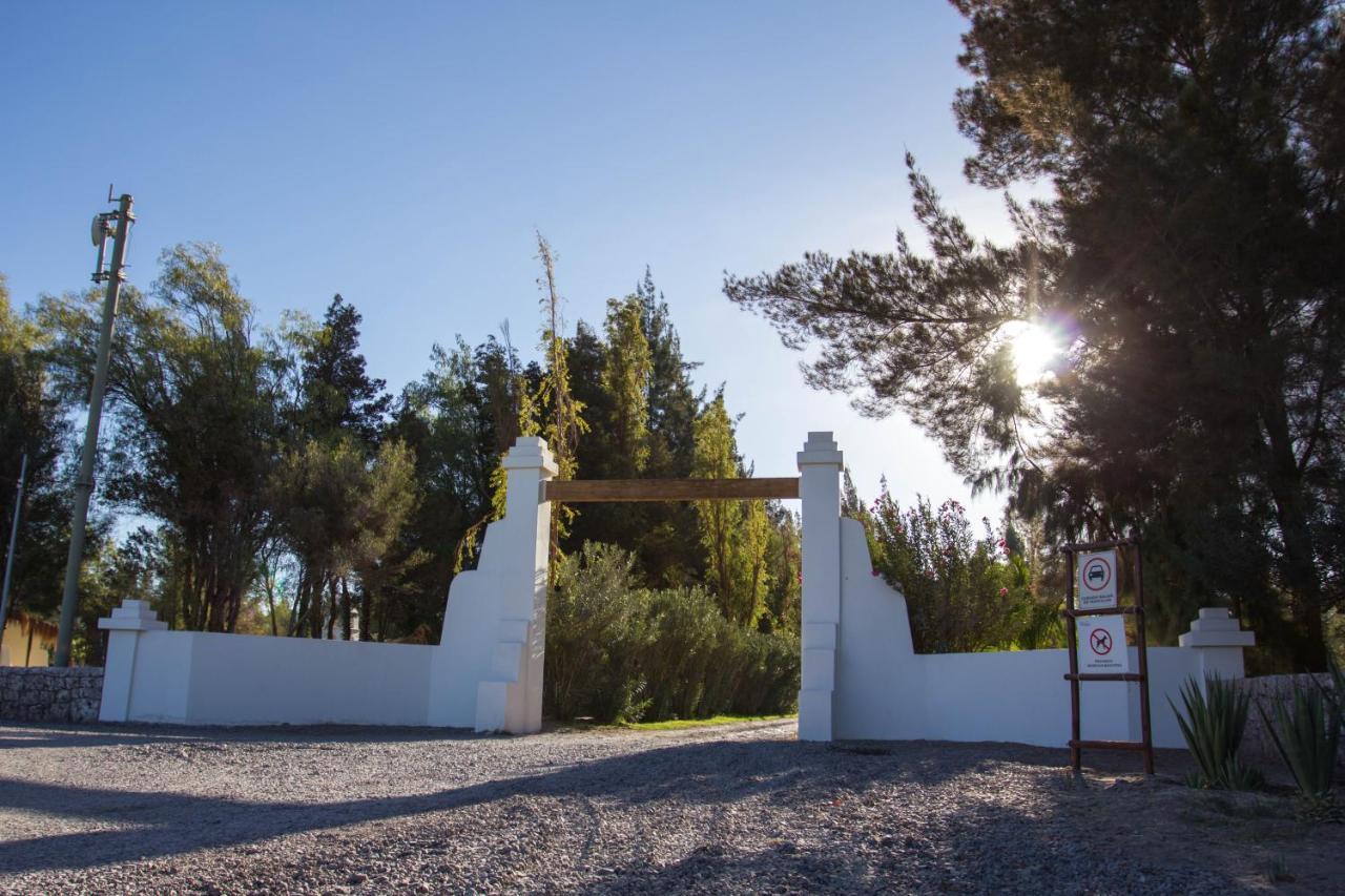 Cabanas La Huayca - Caja Los Andes Pica Εξωτερικό φωτογραφία